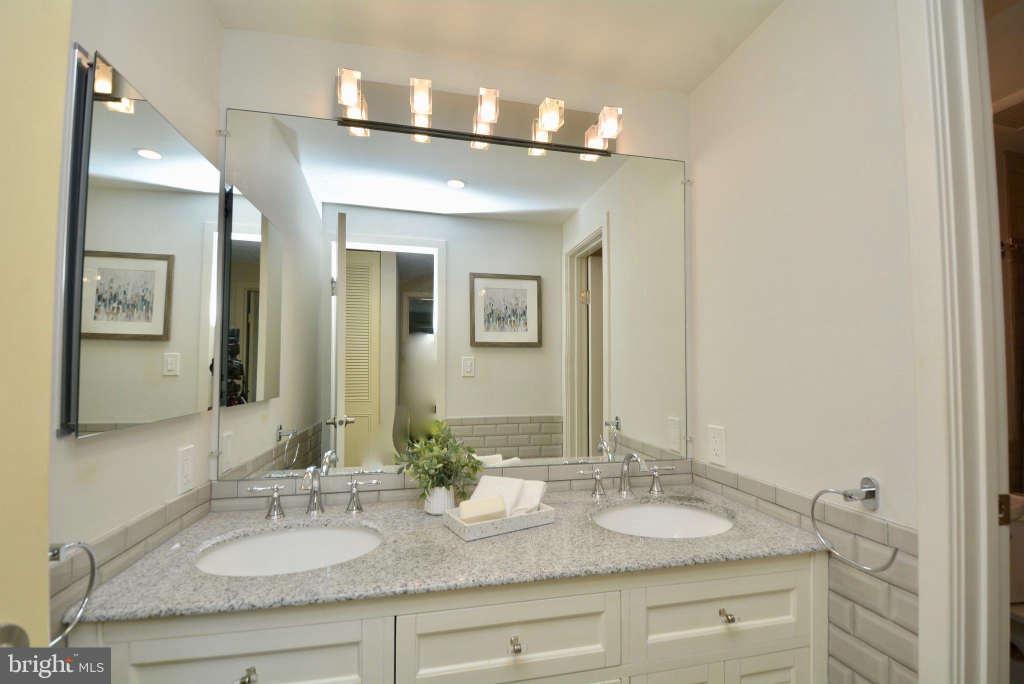 7728 Middle Valley Drive Springfield, VA 22153 - Photo 31 of 48 Bathroom