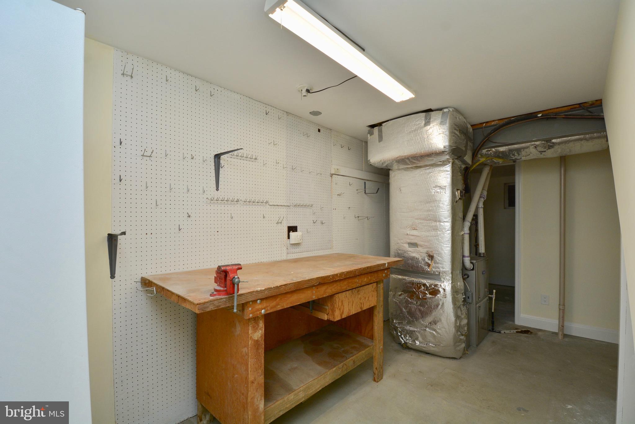 7728 Middle Valley Drive Springfield, VA 22153 - Photo 43 of 48 Utility/ Work Room