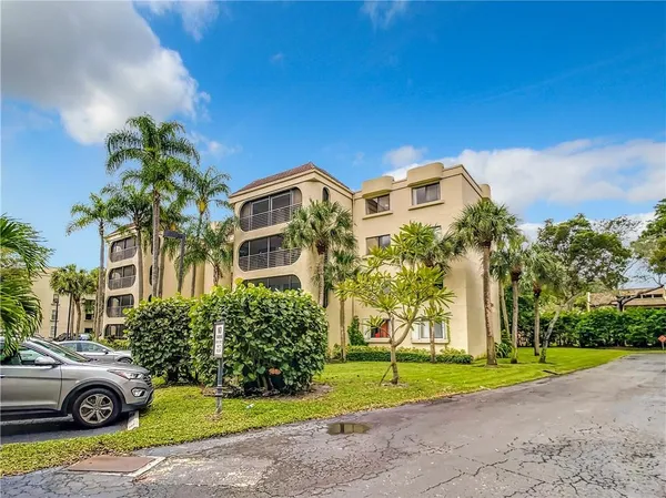 $2,550 | 6342 Longboat Lane West, Unit 404, Boca Raton, FL 33433