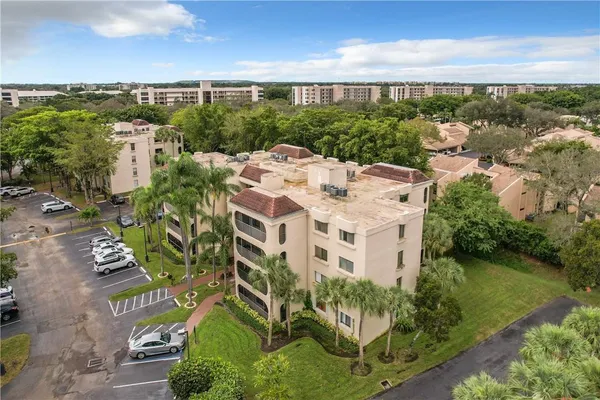 $2,550 | 6342 Longboat Lane West, Unit 404, Boca Raton, FL 33433