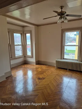 $1,850 | 128 Market Street, Unit 5, Saugerties, NY 12477