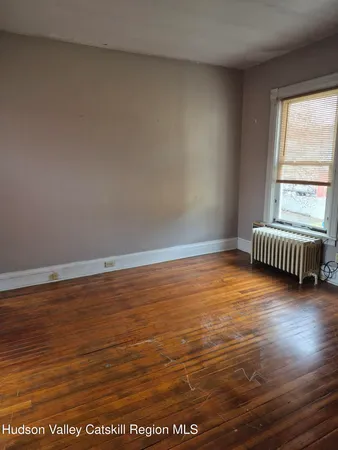 $1,850 | 128 Market Street, Unit 5, Saugerties, NY 12477