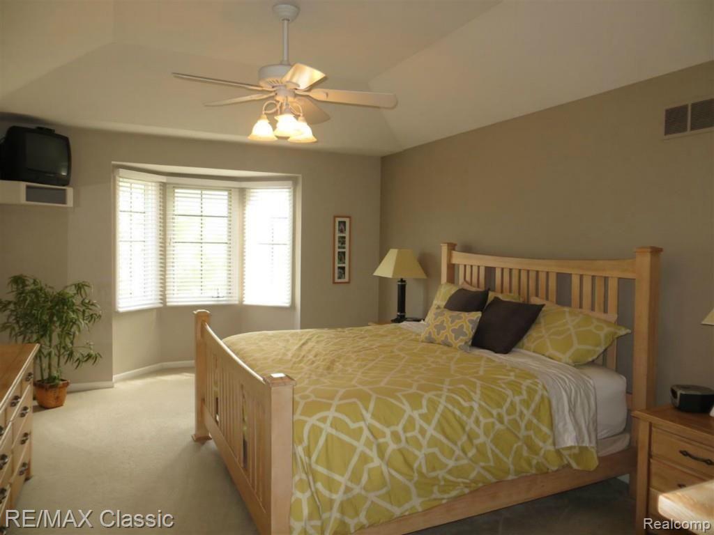 3493 Cascade Circle Rochester Hills, MI 48307 - Photo 17 of 30