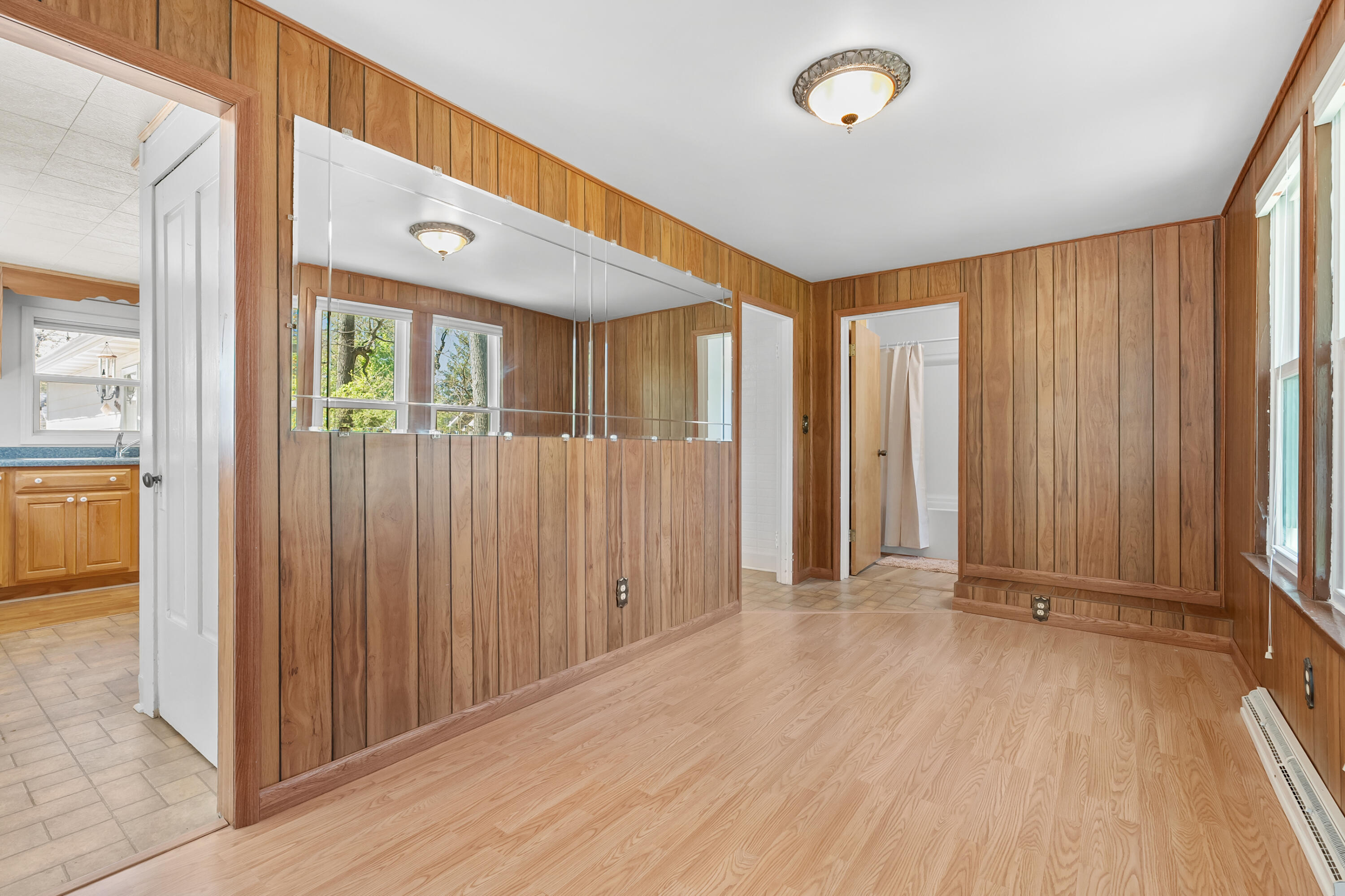 52320 Sheridan Road Paw Paw, MI 49079 - Photo 18 of 44 Dining Room
