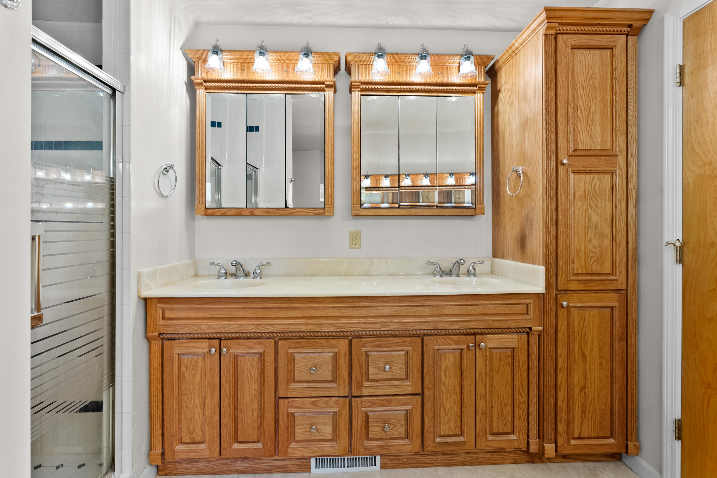 52320 Sheridan Road Paw Paw, MI 49079 - Photo 25 of 44 Double sink vanity