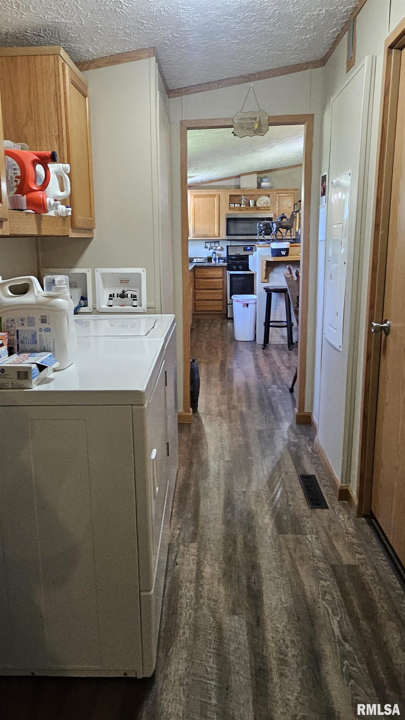 25721 North Dogpatch Road Ellisville, IL 61431 - Photo 31 of 52