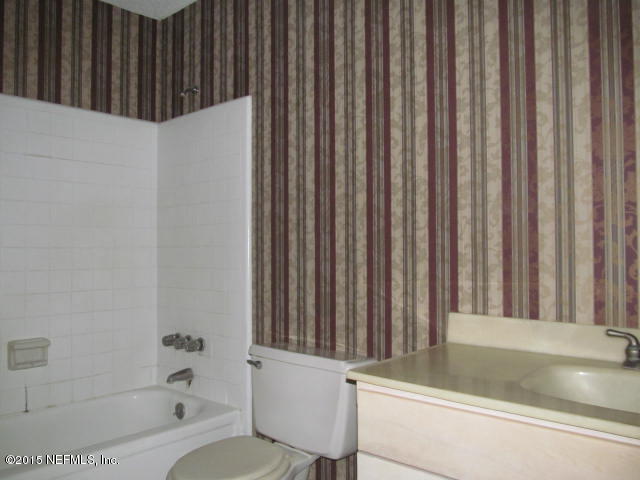 8572 Old Plank Road Jacksonville, FL 32220 - Photo 12 of 19 Bathroom