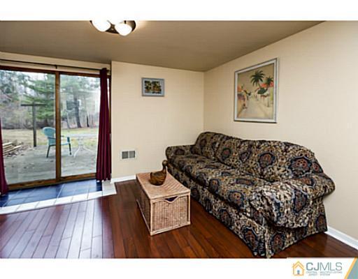 363 Pleasant Valley Road Old Bridge, NJ 08857 - Photo 11 of 25 Gallery Image 11