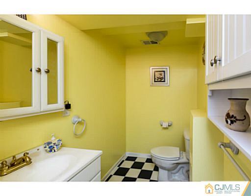 363 Pleasant Valley Road Old Bridge, NJ 08857 - Photo 17 of 25 Gallery Image 17