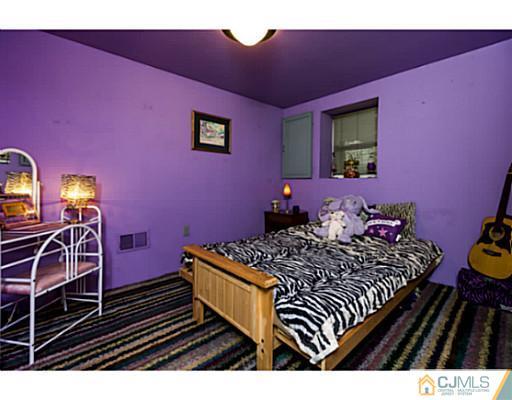 363 Pleasant Valley Road Old Bridge, NJ 08857 - Photo 18 of 25 Gallery Image 18
