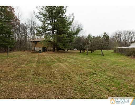 363 Pleasant Valley Road Old Bridge, NJ 08857 - Photo 21 of 25 Gallery Image 21