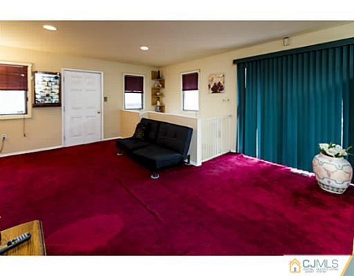 363 Pleasant Valley Road Old Bridge, NJ 08857 - Photo 8 of 25 Gallery Image 8