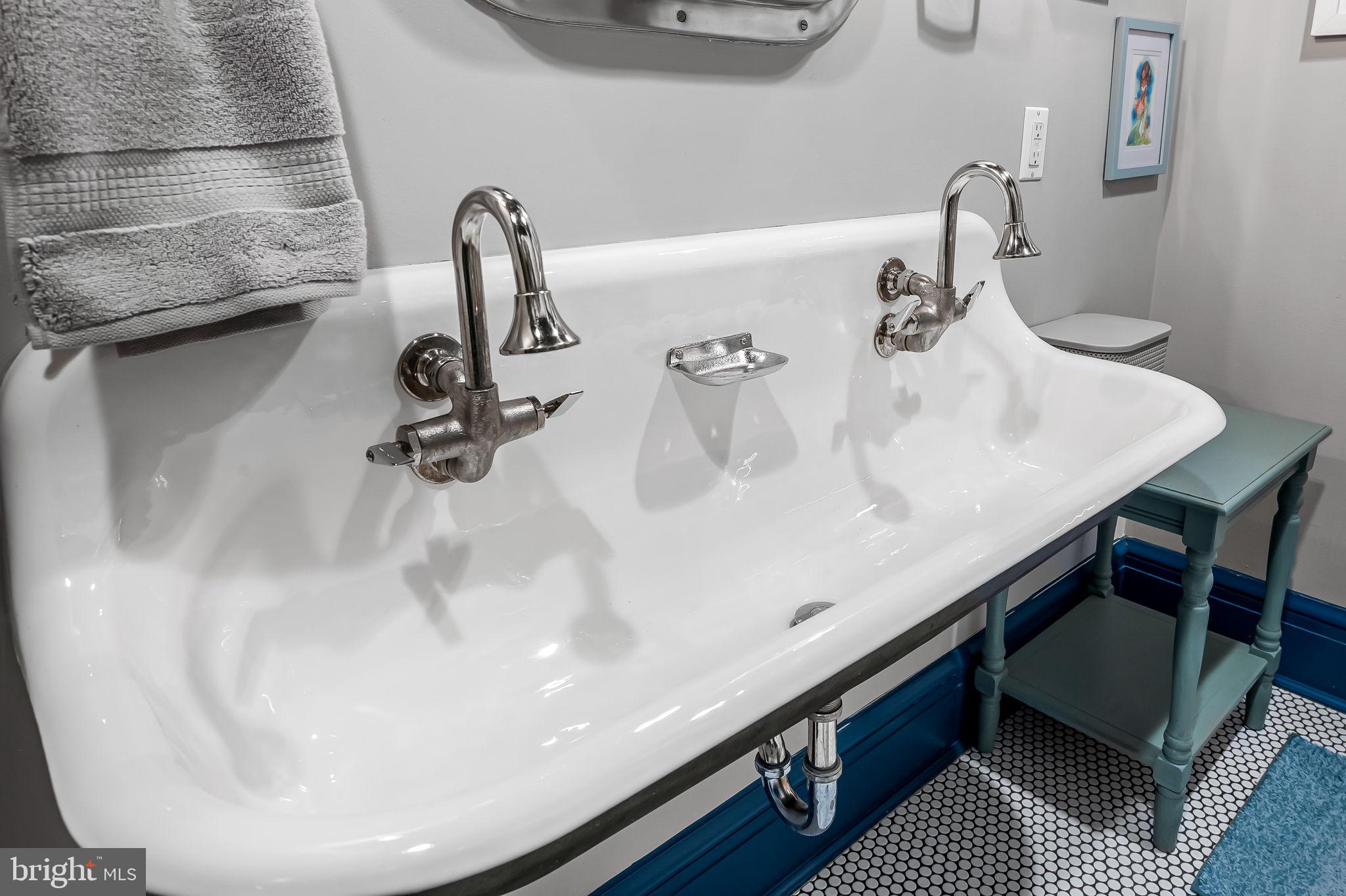 4502 Roland Avenue Baltimore, MD 21210 - Photo 54 of 75 Amazing sink.
