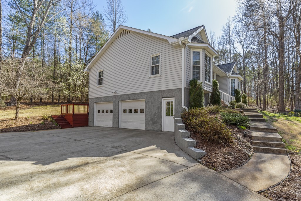 15071 Beacon Ridge Drive Seneca, SC 29678 - Photo 3 of 35 Nice two car garage