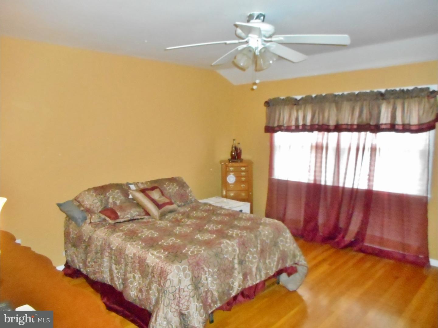15 Polaris Road Sewell, NJ 08080 - Photo 14 of 24 Master Bedroom