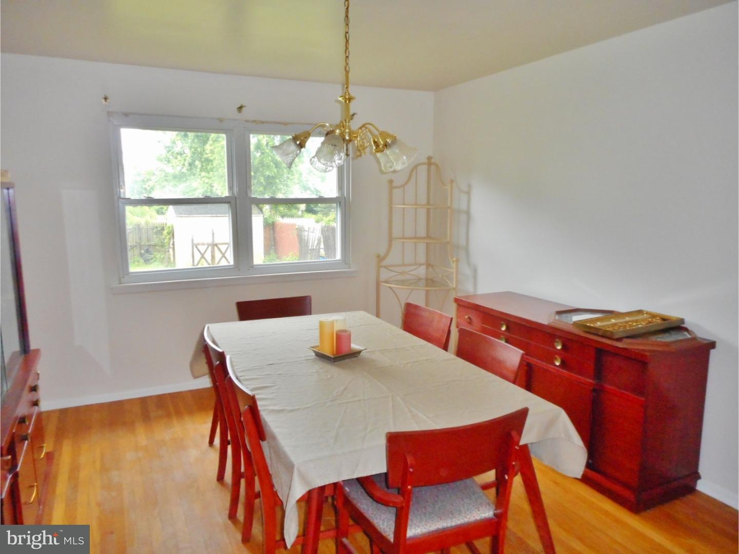 15 Polaris Road Sewell, NJ 08080 - Photo 7 of 24 Dining Room