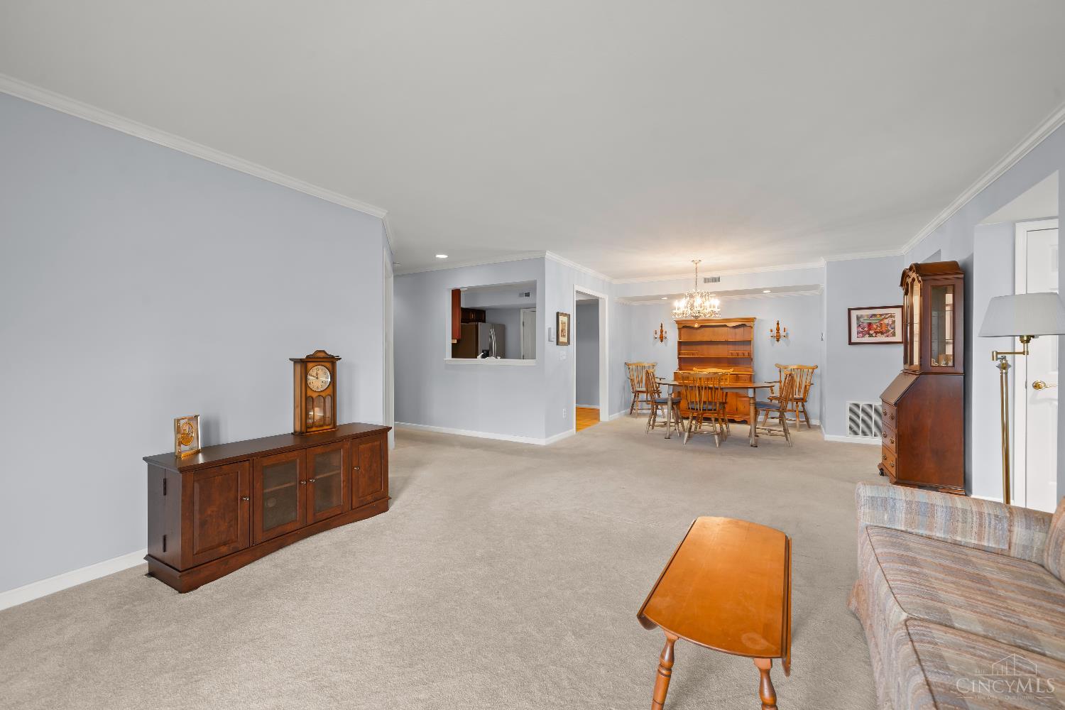 817 Neeb Road, Unit 2 Cincinnati, OH 45233 - Photo 13 of 28 Gallery Image 13