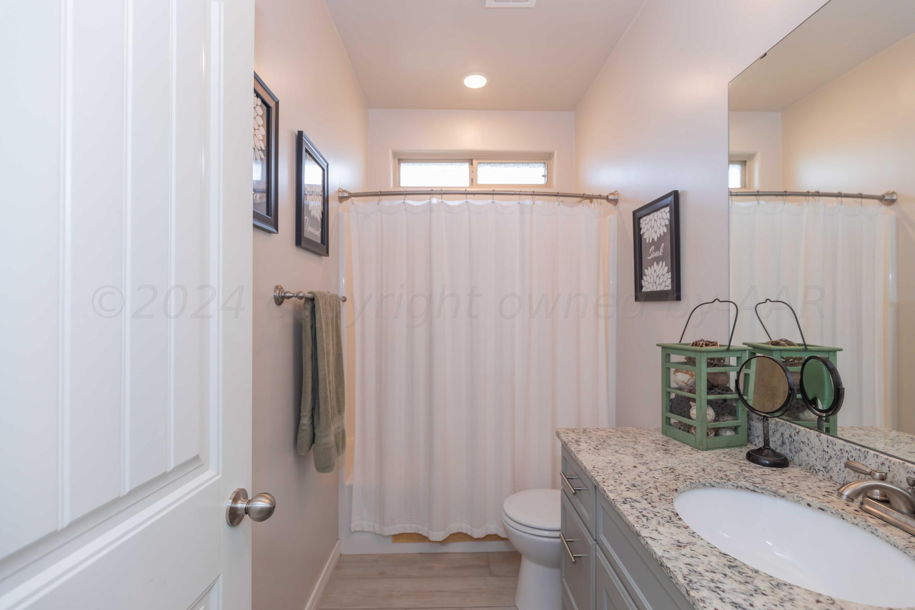 1007 Syrah Boulevard Amarillo, TX 79124 - Photo 26 of 49 BATHROOM 2 VIEW 2