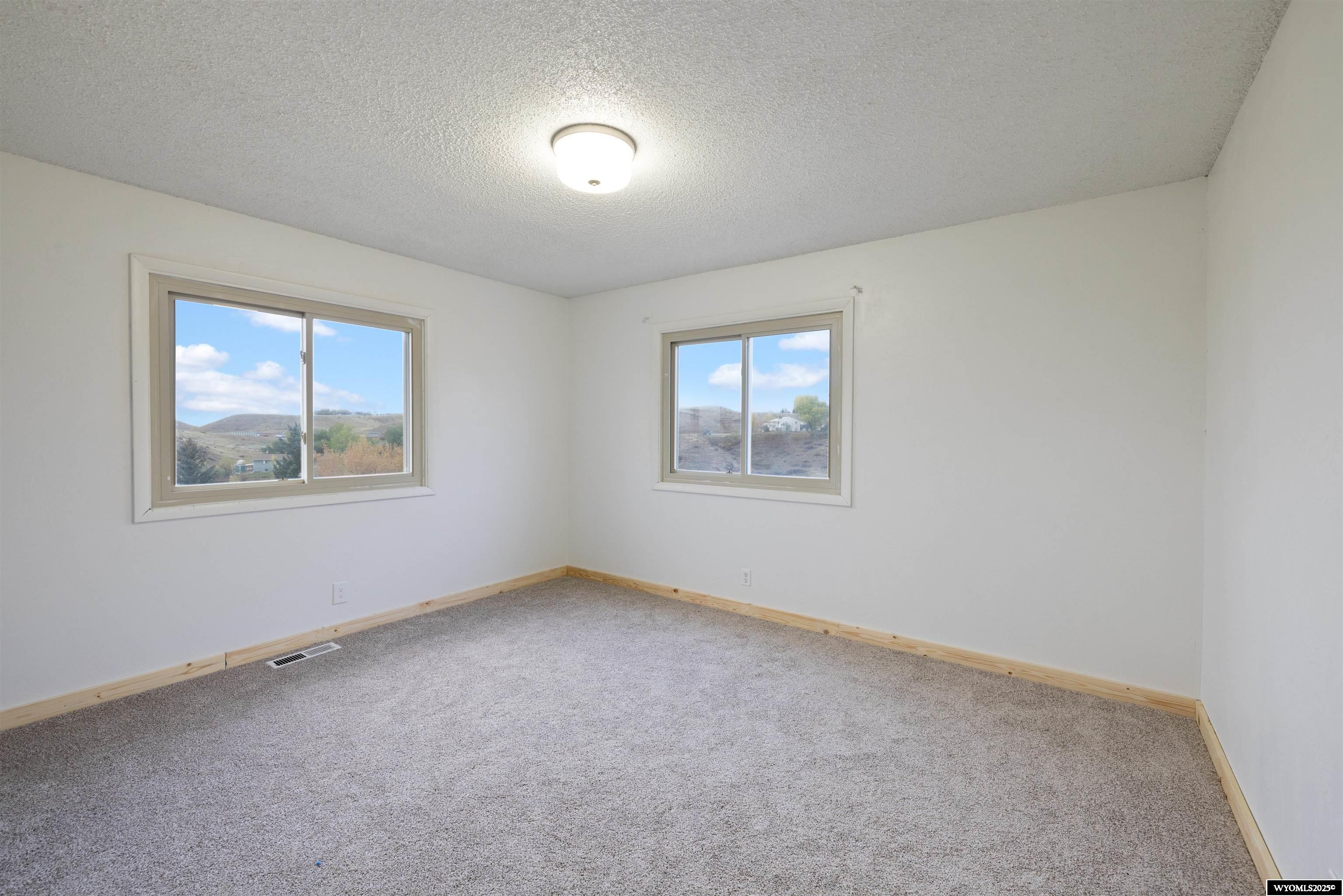 4450 Smoke Rise Road Casper, WY 82604 - Photo 19 of 45