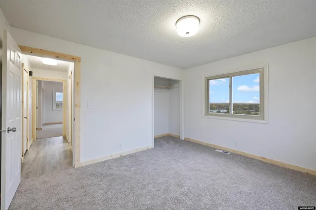 $400,000 | 4450 Smoke Rise Road, Casper, WY 82604