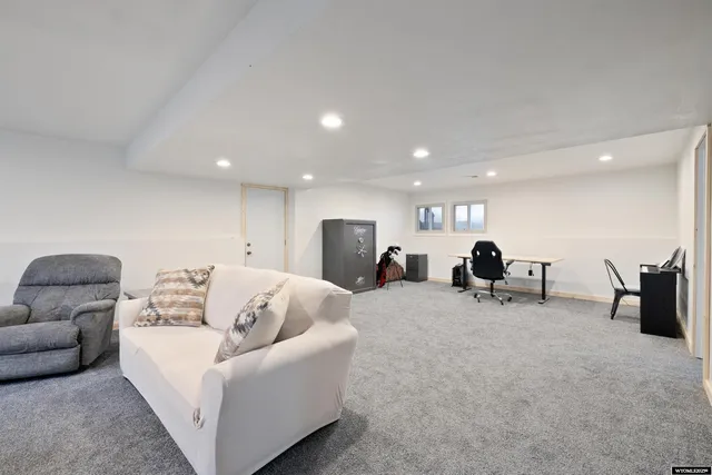 $400,000 | 4450 Smoke Rise Road, Casper, WY 82604