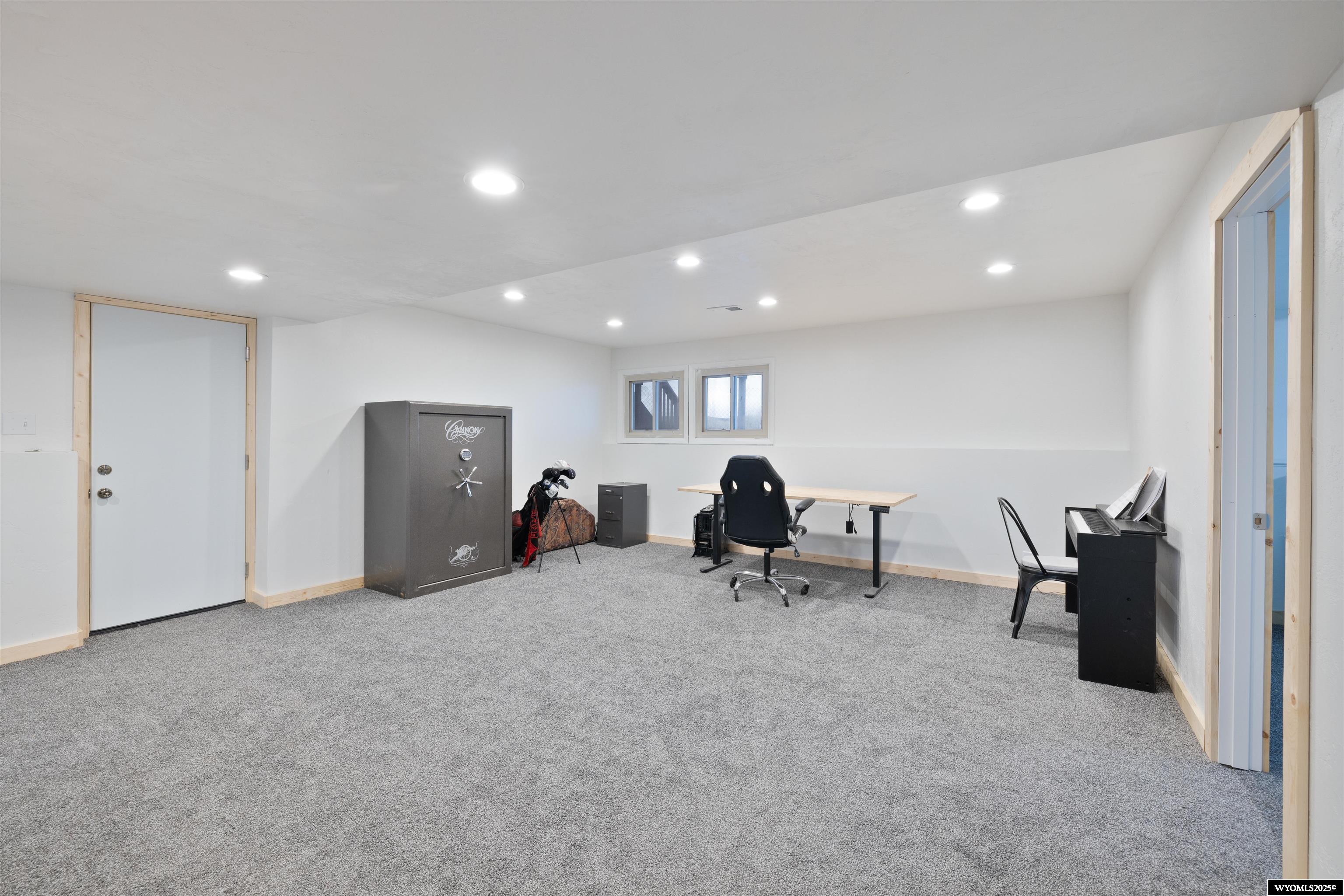 4450 Smoke Rise Road Casper, WY 82604 - Photo 31 of 45