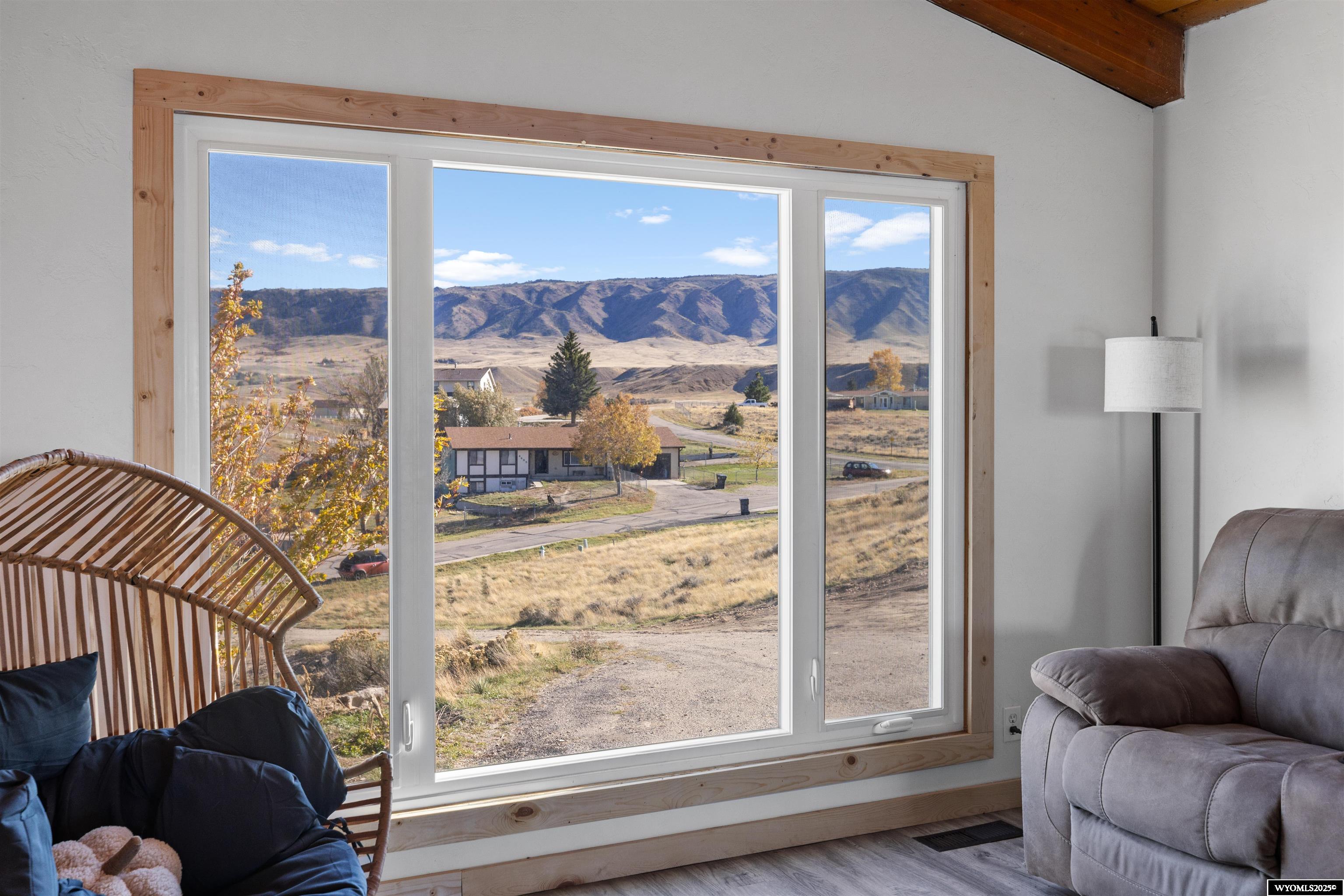 4450 Smoke Rise Road Casper, WY 82604 - Photo 4 of 45