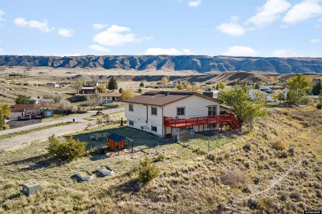 $400,000 | 4450 Smoke Rise Road, Casper, WY 82604