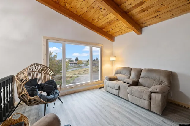 $400,000 | 4450 Smoke Rise Road, Casper, WY 82604