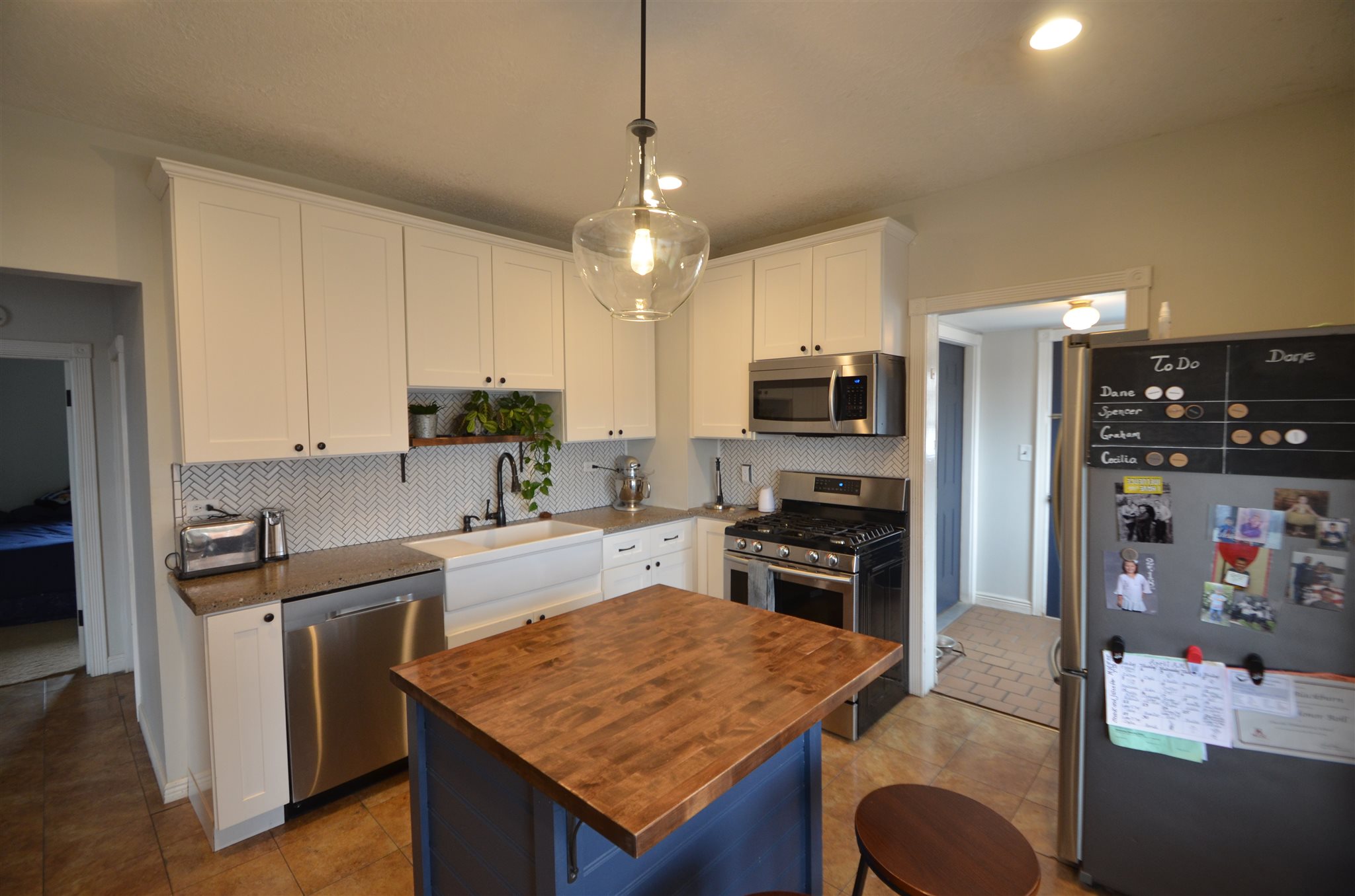 701 Riverside Drive Huntington, IN 46750 - Photo 23 of 36 Gallery Image 23