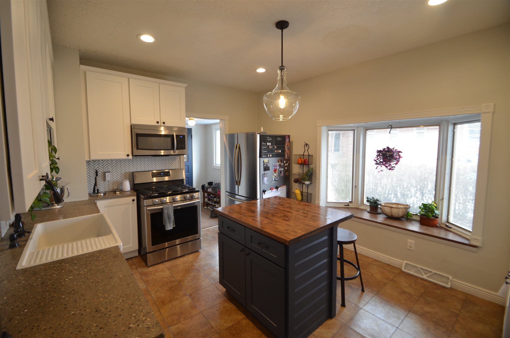 701 Riverside Drive Huntington, IN 46750 - Photo 7 of 36 Gallery Image 7