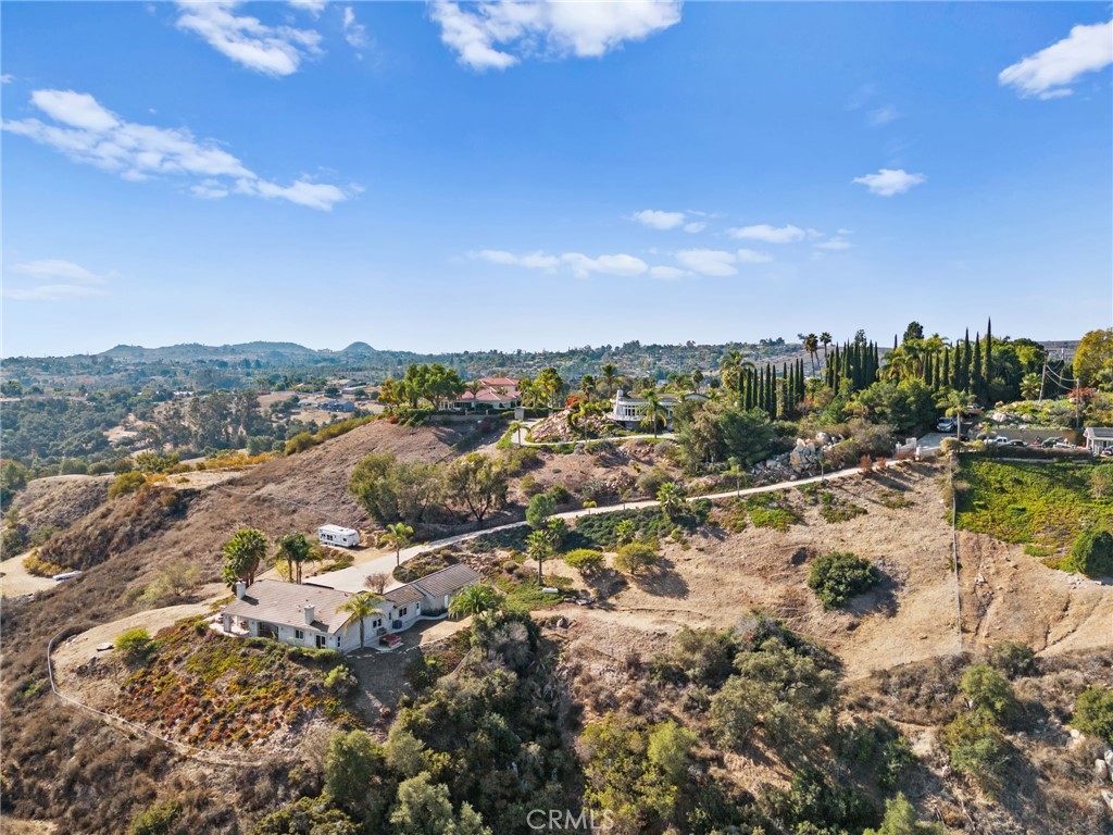 2240 Aqua Hill Road Fallbrook, CA 92028 - Photo 7 of 54