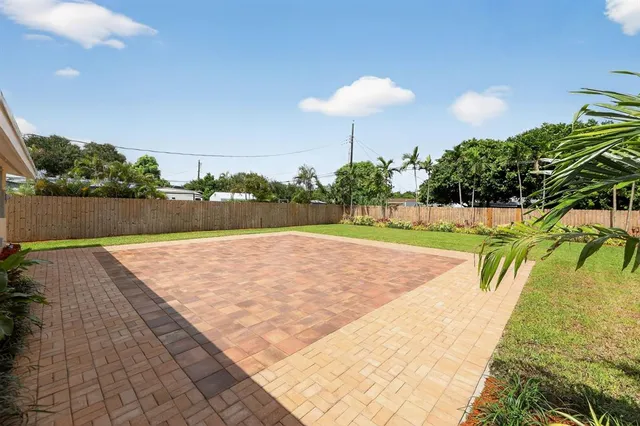 $567,000 | 245 Southwest 3rd Street, Boca Raton, FL 33432