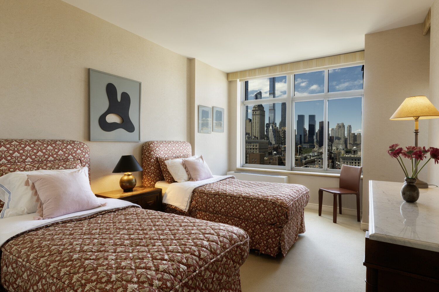 188 East 64th Street, Unit 2006 Manhattan, NY 10065 - Photo 10 of 16