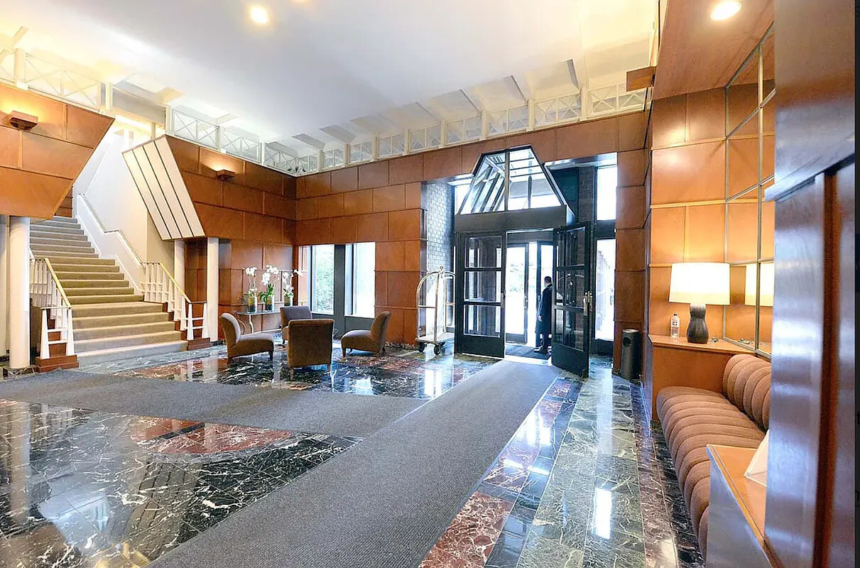 188 East 64th Street, Unit 2006 Manhattan, NY 10065 - Photo 14 of 16