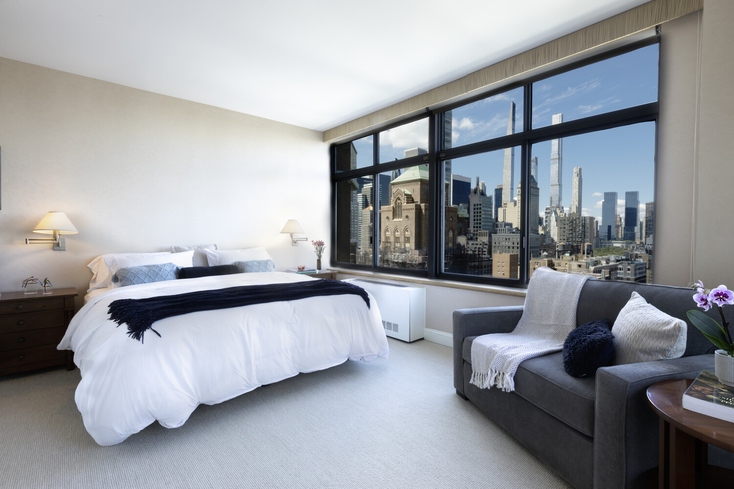 188 East 64th Street, Unit 2006 Manhattan, NY 10065 - Photo 7 of 16