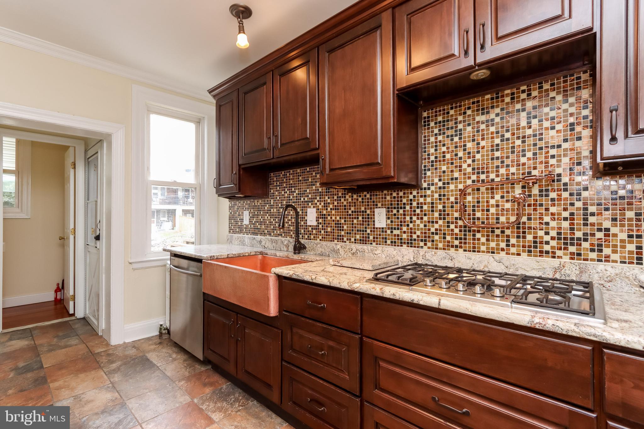 3602 Ednor Road Baltimore, MD 21218 - Photo 15 of 43