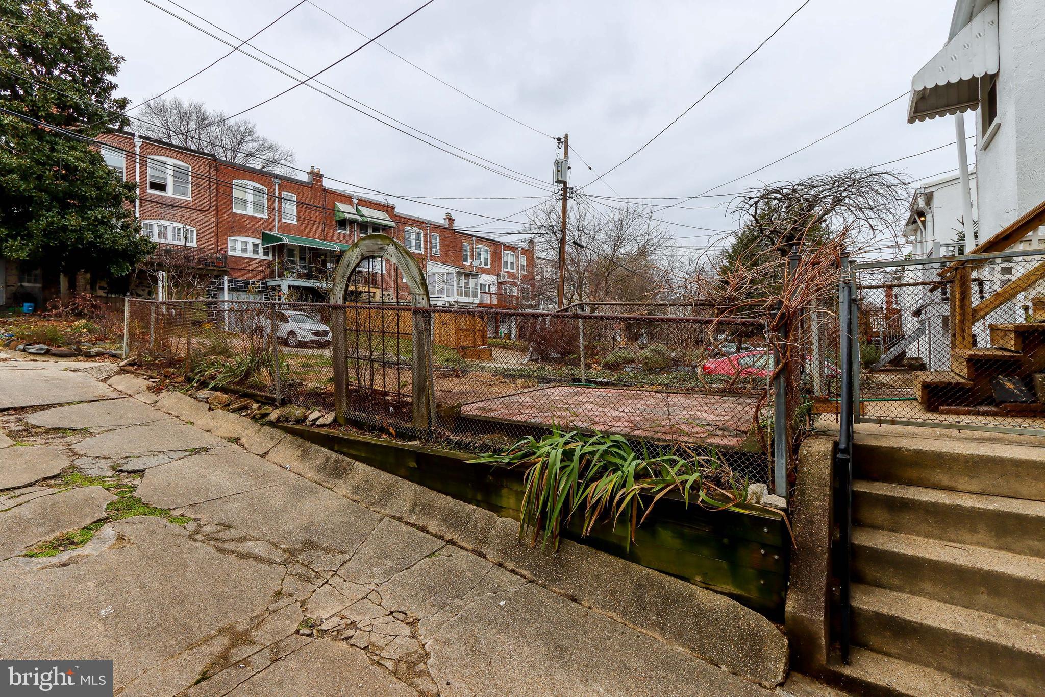 3602 Ednor Road Baltimore, MD 21218 - Photo 41 of 43