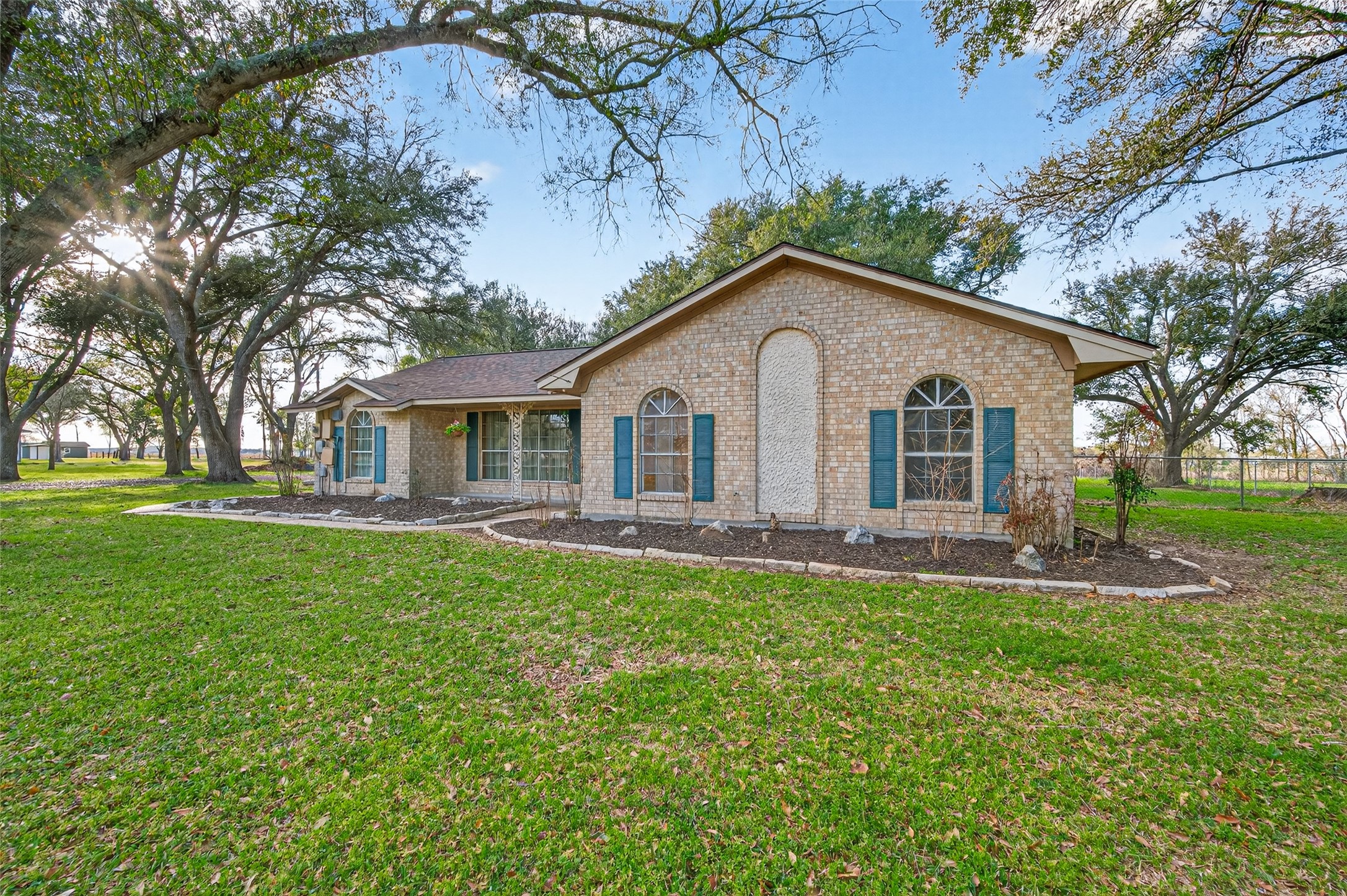 12016 Cloudt Road Needville, TX 77461 - Photo 5 of 47