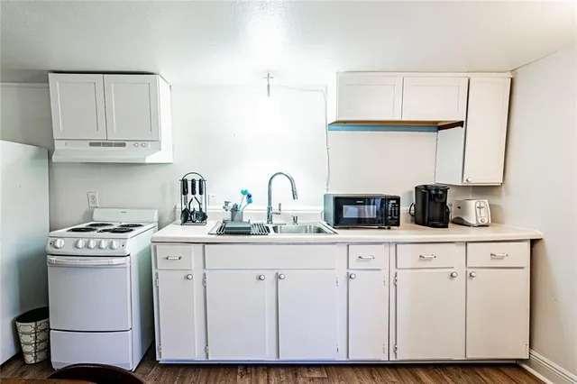 $850 | 2238 1/2 Octavia Street, New Orleans, LA 70115