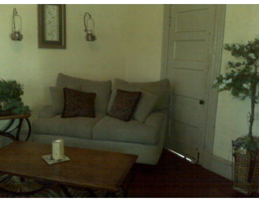 8-10 Chapel Street Springfield, MA 01109 - Photo 12 of 18