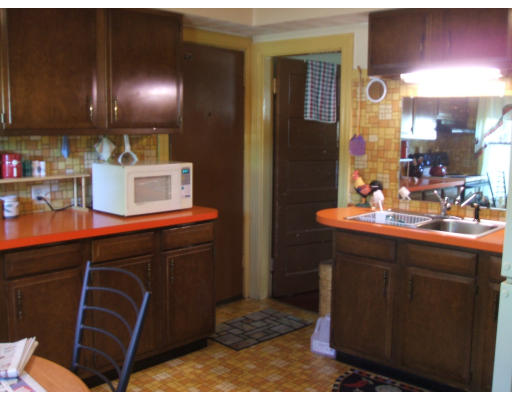 8-10 Chapel Street Springfield, MA 01109 - Photo 4 of 18