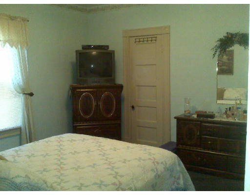 8-10 Chapel Street Springfield, MA 01109 - Photo 5 of 18