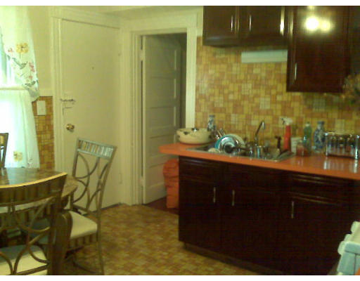 8-10 Chapel Street Springfield, MA 01109 - Photo 9 of 18