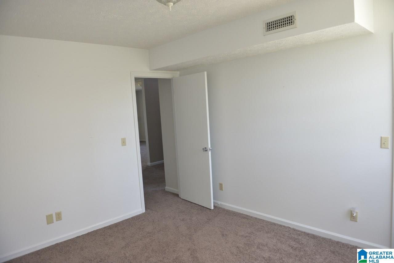 737 Mcfall Road Jacksonville, AL 36265 - Photo 17 of 30