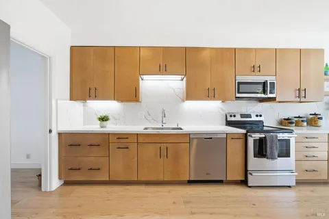 $1,395,000 | 6033 Shelter Bay Avenue, Mill Valley, CA 94941