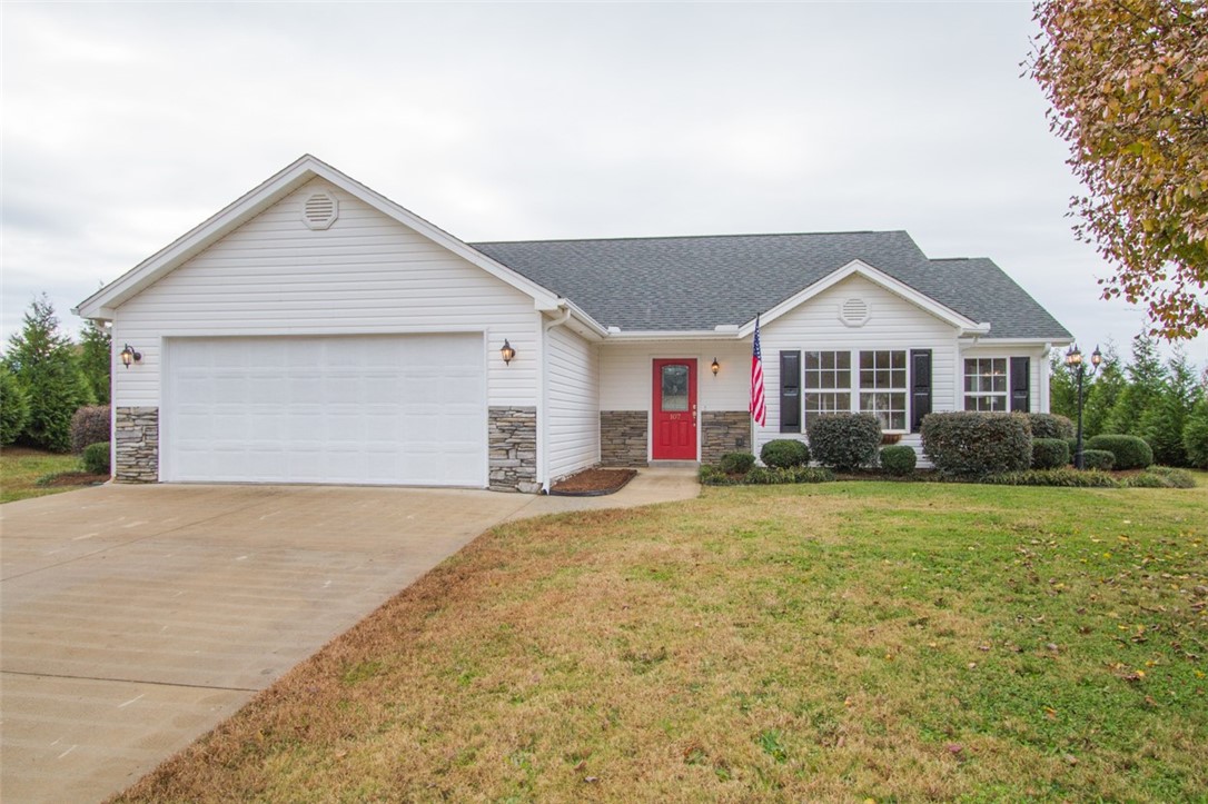 107 Mediterranean Avenue Anderson, SC 29621 - Photo 1 of 29 Gallery Image 1