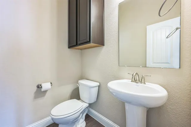 $2,990 | 301 Harcourt Avenue, McKinney, TX 75072