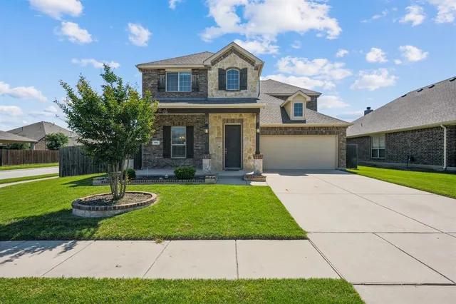 $2,990 | 301 Harcourt Avenue, McKinney, TX 75072