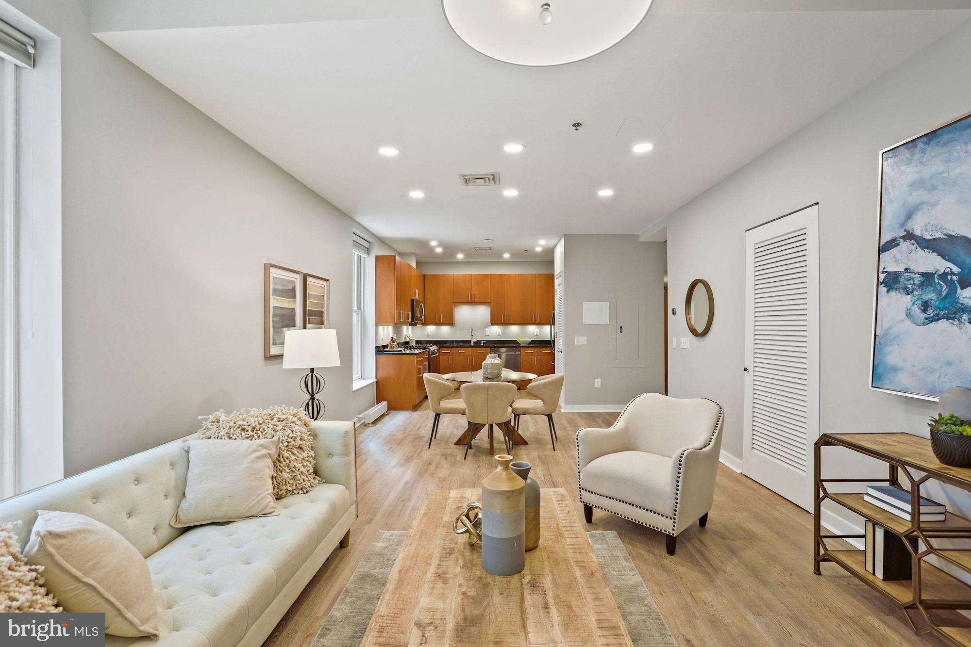 675 E Street Northwest, Unit 350 Washington, DC 20004 - Photo 11 of 23 Living Room